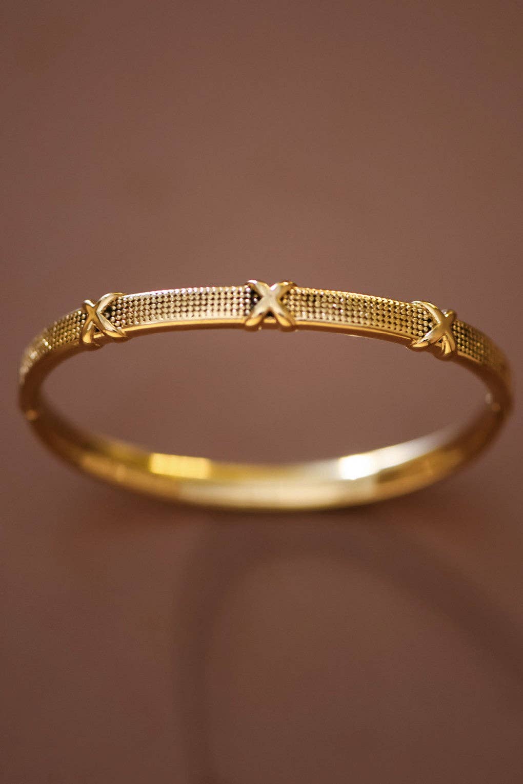 Cruz Gold Bangle
