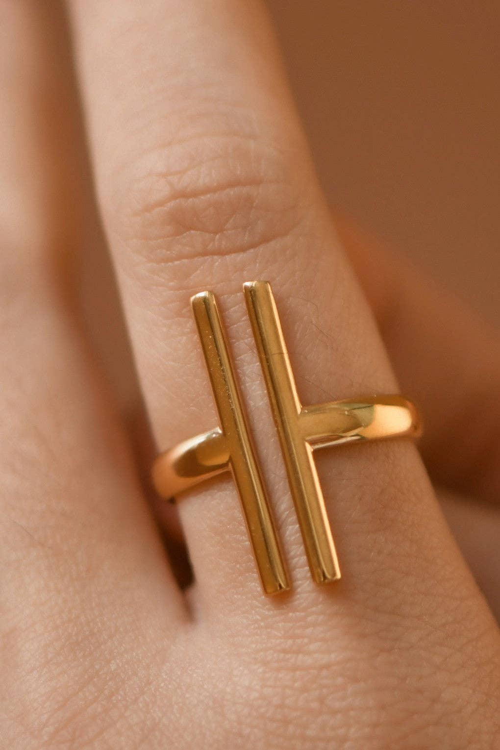Sloane Ring