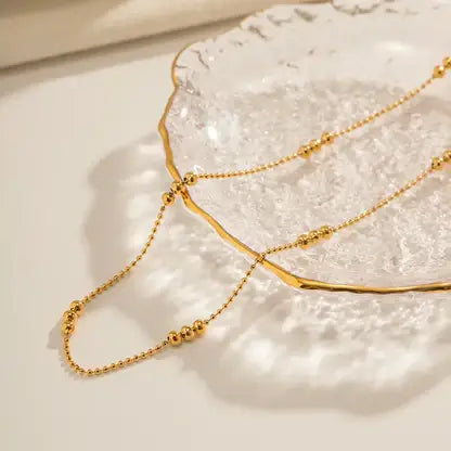 Tres Necklace