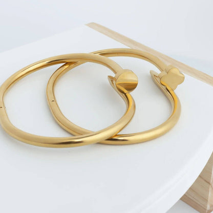 Nail Bangle